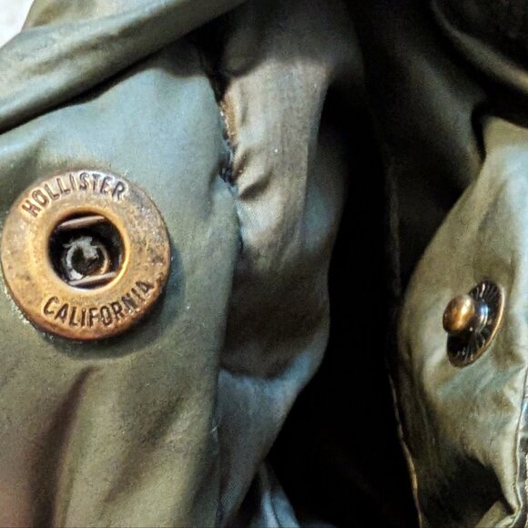 HOLLISTER Mens Olive Green Puffer Jacket Sherpa Lined Hood Coat Warm Winter (L) - Picture 10 of 12